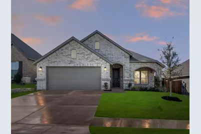 921 Beverly Drive, Cleburne, TX 76033 - Photo 1