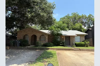 2209 Viewtop Lane #2, Arlington, TX 76012 - Photo 1