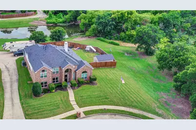 1537 Eaglepoint Drive, Carrollton, TX 75007 - Photo 1