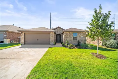 1532 Skyline Drive, Denton, TX 76207 - Photo 1
