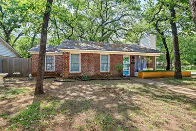 717 Thersa Drive, River Oaks, TX 76114 - Photo 1