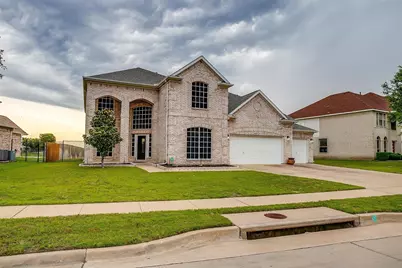 5528 Brazoria Drive, Grand Prairie, TX 75052 - Photo 1
