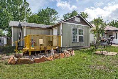 1103 1st Avenue, McKinney, TX 75069 - Photo 1