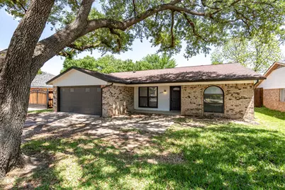 1828 Tracey Circle, Irving, TX 75060 - Photo 1