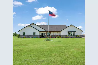 176 Private Road 33082, Sumner, TX 75486 - Photo 1