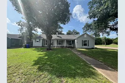 2928 Pine Avenue, Waco, TX 76708 - Photo 1