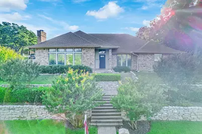 1908 Lakehill Court, Arlington, TX 76012 - Photo 1