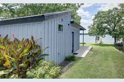 2121 E Lake Drive, Weatherford, TX 76087 - Photo 1