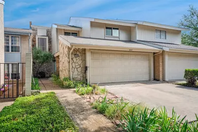 1822 Lakecrest Court, Carrollton, TX 75006 - Photo 1