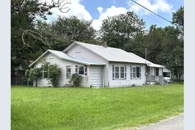 195 S Howison, Bogata, TX 75417 - Photo 1