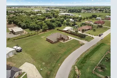 7220 Millcreek Court, Sanger, TX 76266 - Photo 1