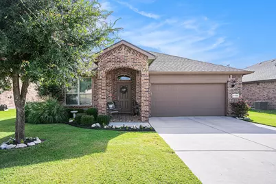 1714 Cross Creek Lane, Cleburne, TX 76033 - Photo 1