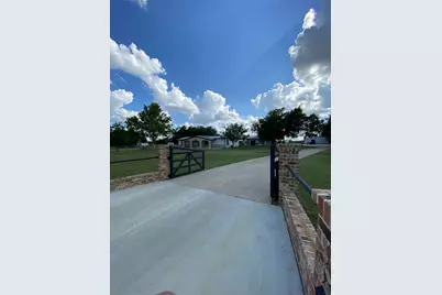 18725 County Road 620, Venus, TX 76084 - Photo 1