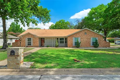 8441 Main Street, North Richland Hills, TX 76182 - Photo 1