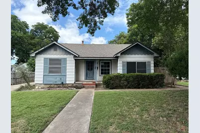 1517 Byrd Drive, River Oaks, TX 76114 - Photo 1