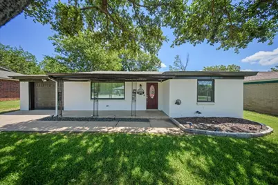 3904 Caddo Trail, Lake Worth, TX 76135 - Photo 1