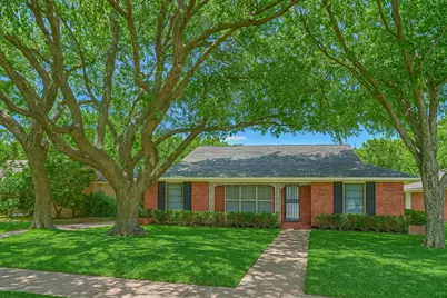 6729 Ravendale Lane, Dallas, TX 75214 - Photo 1