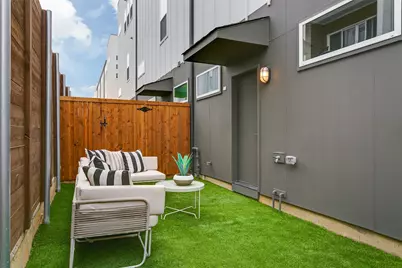 1510 N Washington Avenue #502, Dallas, TX 75204 - Photo 1