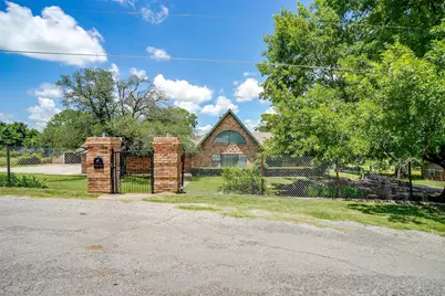 124 Candleridge Court, Weatherford, TX 76087 - Photo 1