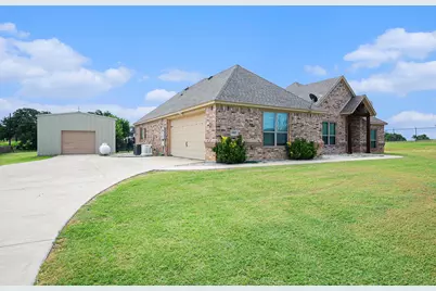 1602 Jay Bird Lane, Springtown, TX 76082 - Photo 1
