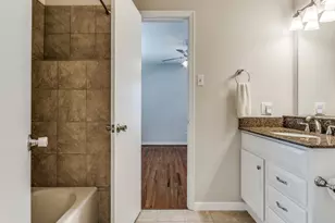 1310 Kingsbridge Dr, Garland, TX 75040 - Photo 21