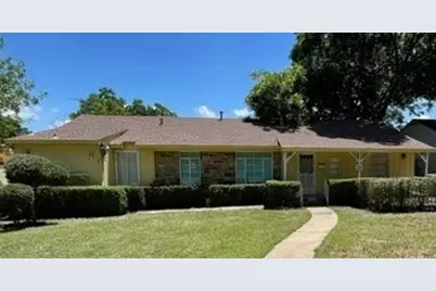 1737 Oakland Boulevard, Fort Worth, TX 76103 - Photo 1