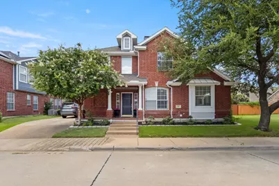 423 Southridge Way, Irving, TX 75063 - Photo 1