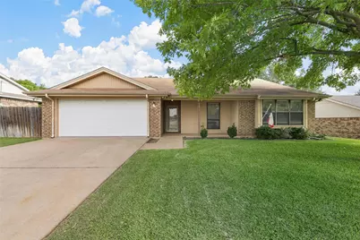 610 Angel Fire Drive, Hewitt, TX 76643 - Photo 1