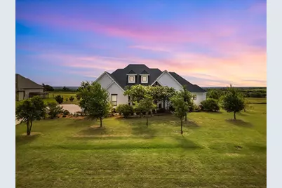 124 Stanford Lane, Springtown, TX 76082 - Photo 1