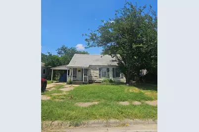 1930 Houston Street, Grand Prairie, TX 75050 - Photo 1