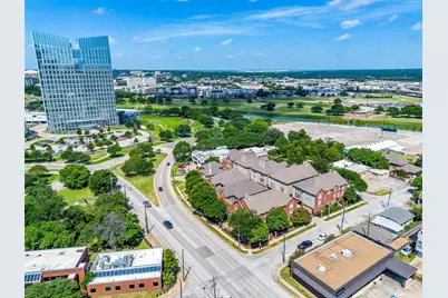 1008 W Belknap Street, Fort Worth, TX 76102 - Photo 1