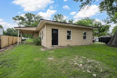 306 N Goddard Street, Mart, TX 76664 - Photo 1