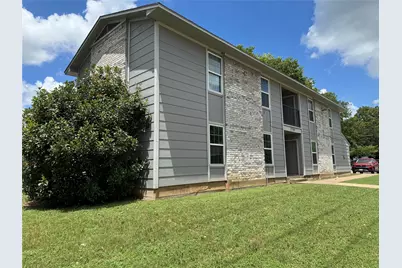 2701 Colonial Avenue, Waco, TX 76707 - Photo 1