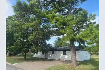 1400 SE 23rd Avenue, Mineral Wells, TX 76067 - Photo 1