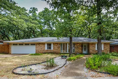 402 Robinhood Drive, Irving, TX 75061 - Photo 1