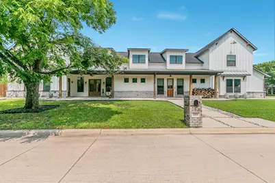 101 S Walnut Street, Roanoke, TX 76262 - Photo 1