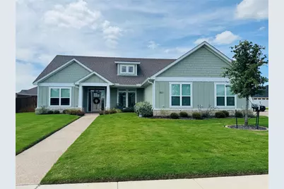 801 Secretariat Drive, Hewitt, TX 76643 - Photo 1