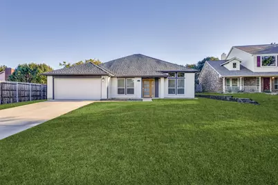 2405 Warwick Avenue, Flower Mound, TX 75028 - Photo 1