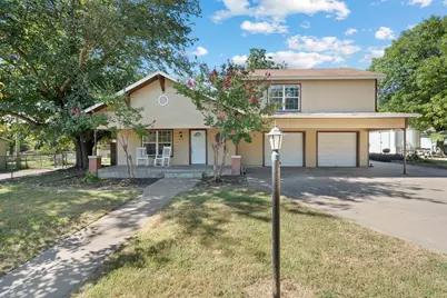 416 E Akard, Weatherford, TX 76086 - Photo 1