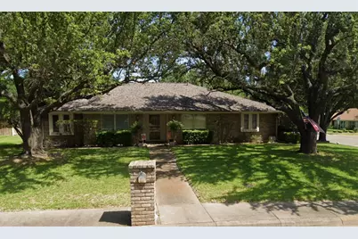 901 Waterview Lane, DeSoto, TX 75115 - Photo 1