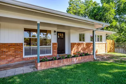 209 S Hill Drive, Weatherford, TX 76086 - Photo 1