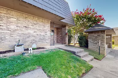 207 E Harwood Road #13, Euless, TX 76039 - Photo 1