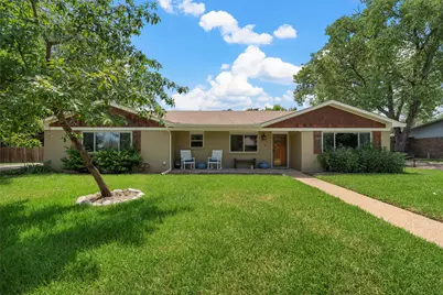 105 Texas Avenue, Hewitt, TX 76643 - Photo 1