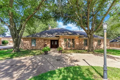 1002 Canyon Court, Cleburne, TX 76033 - Photo 1
