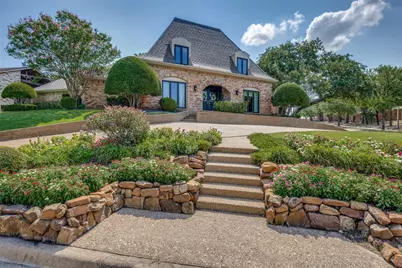 102 Forest Hill Drive, Trophy Club, TX 76262 - Photo 1