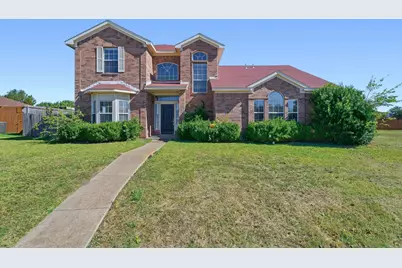 421 Chestnut Lane, DeSoto, TX 75115 - Photo 1