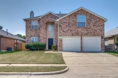 1011 Stonebrook Drive, Grand Prairie, TX 75052 - Photo 1