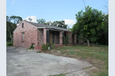 301 Lorraine Drive, Waco, TX 76707 - Photo 1
