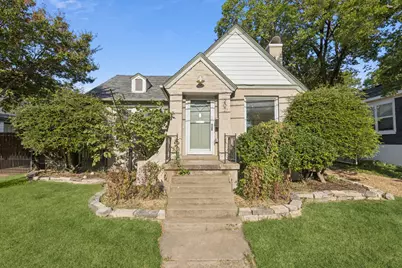 207 N Hampton Road, Dallas, TX 75208 - Photo 1