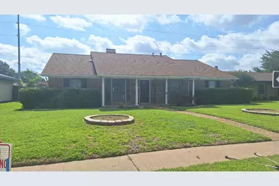 222 Mistletoe Drive, Richardson, TX 75081 - Photo 1
